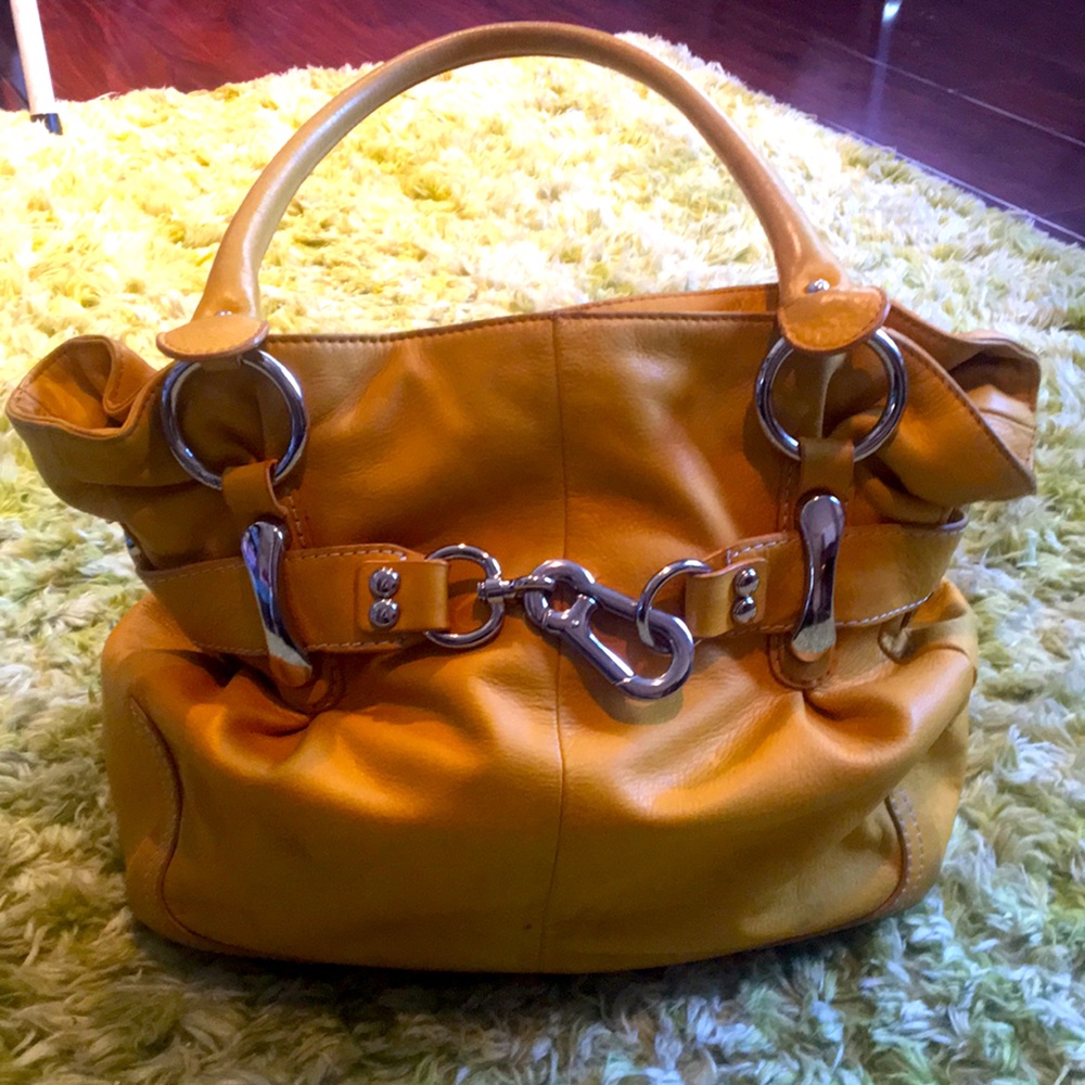 B. Makowski Leather Handbag Mustard Yellow Hobo